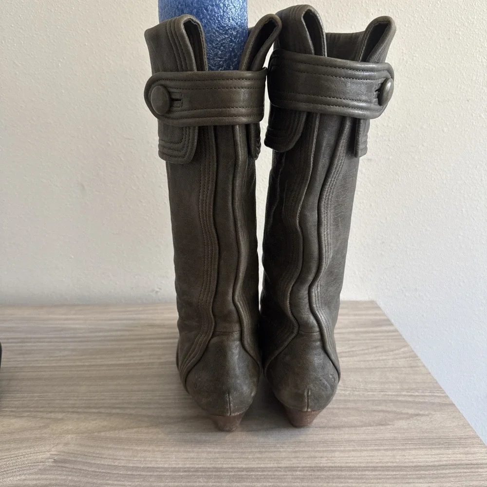FRYE Jackie Button Tall Boots 8.5 Slip On Green Boho Coastal Cowgirl Festival